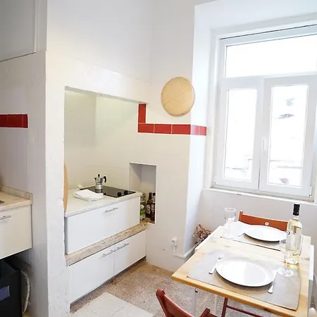 Апартаменты Mouraria *